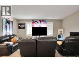 Family room - 5748 Dalmead Crescent Nw, Calgary, AB T2A1E6 Photo 9