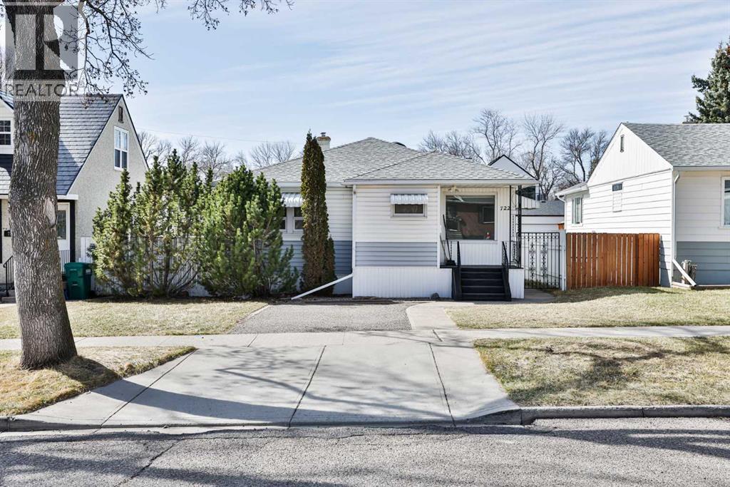 722 20 Street S - 1