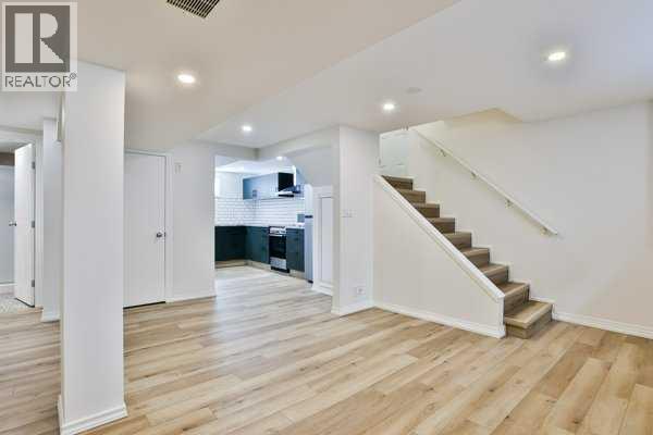 722 20 Street S - 18
