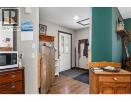 870 Sayward Rd, Sayward, BC V0P1R0 Photo 23