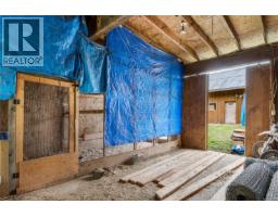 870 Sayward Rd, Sayward, BC V0P1R0 Photo 57