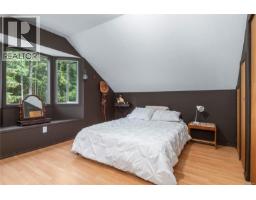 870 Sayward Rd, Sayward, BC V0P1R0 Photo 45
