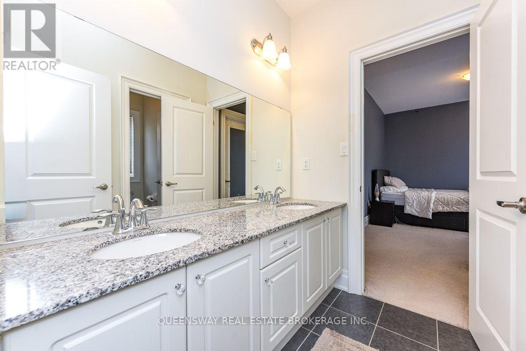 12 LOVE COURT - Image 28