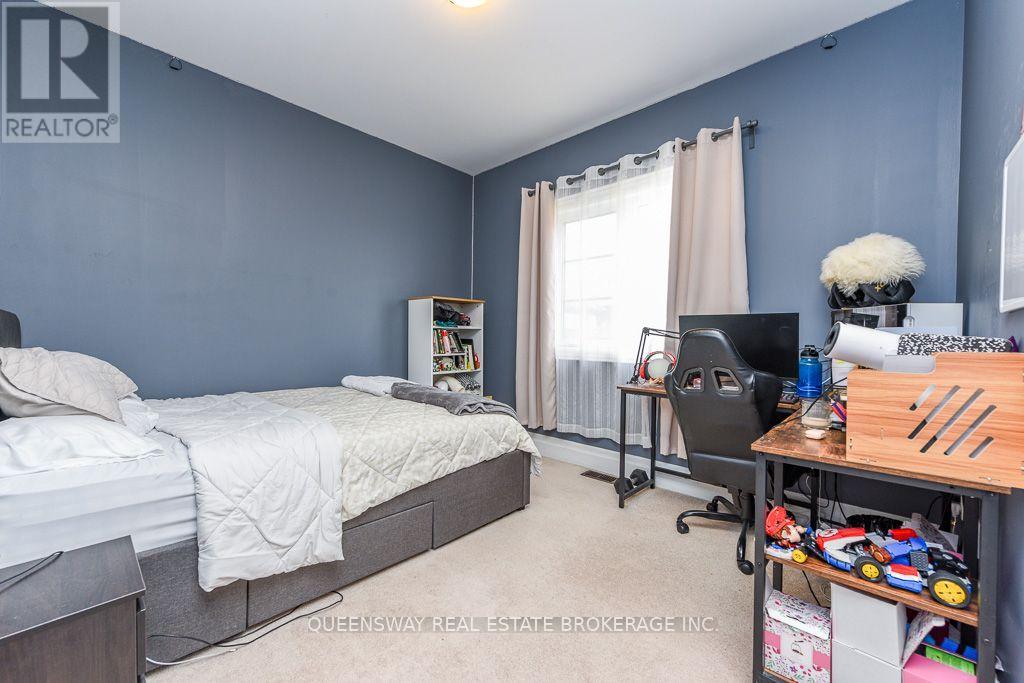 12 LOVE COURT - Image 31