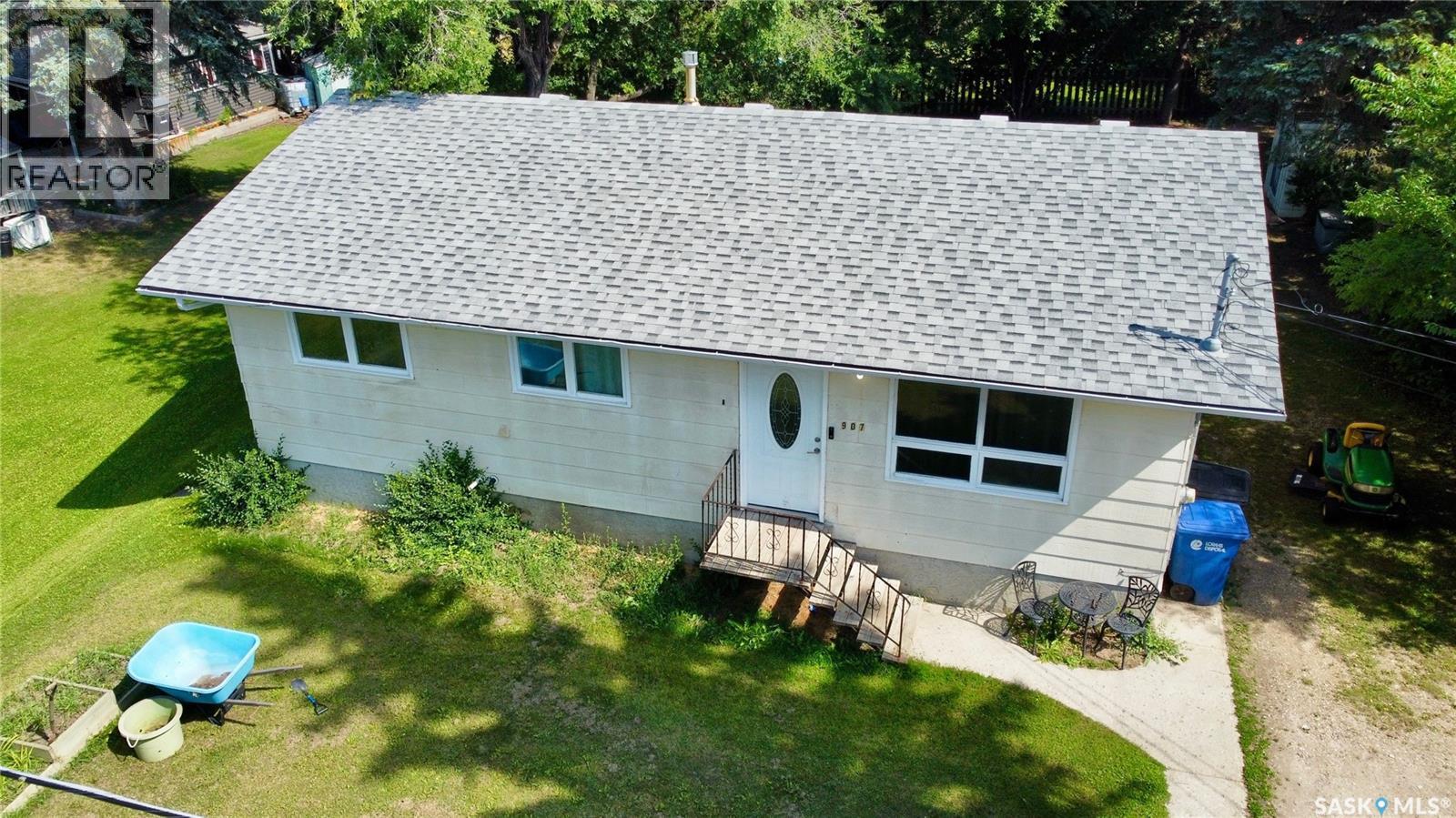 907 Grove STREET - 8