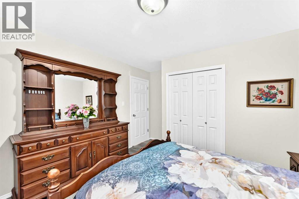 520 Couleesprings Crescent - 17