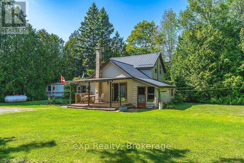 520 HURON ROAD - 1