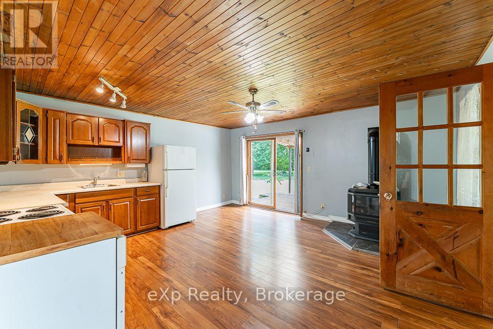 520 HURON ROAD - 4