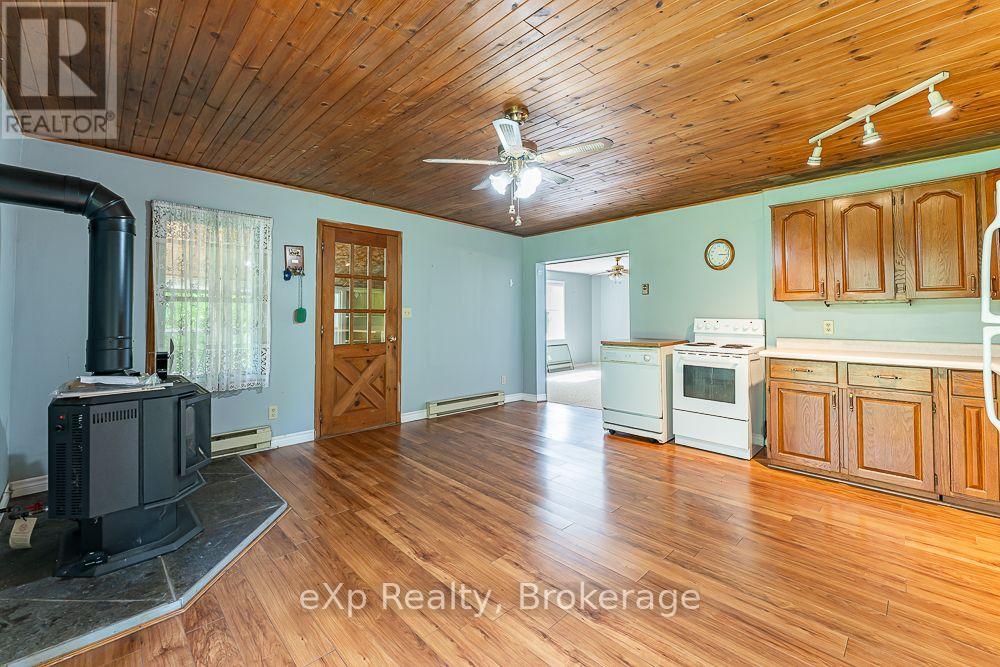520 HURON ROAD - Image 6