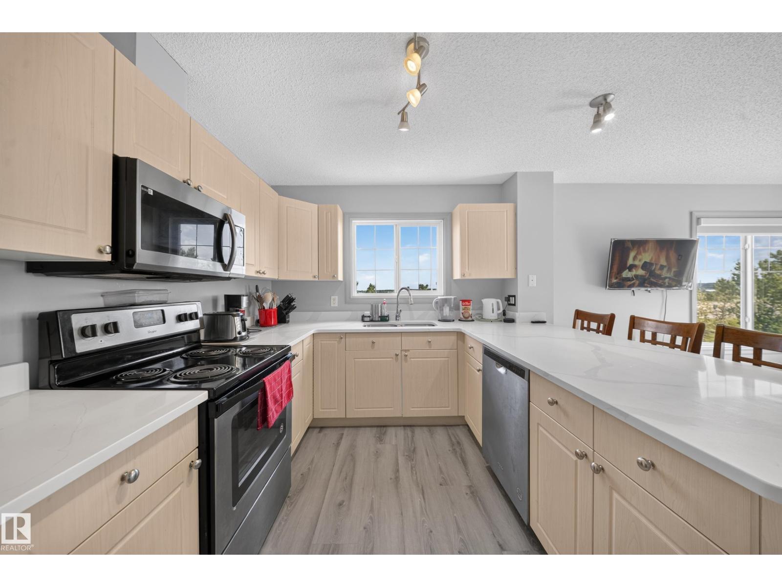 #419 4407 23 ST NW - Image 11
