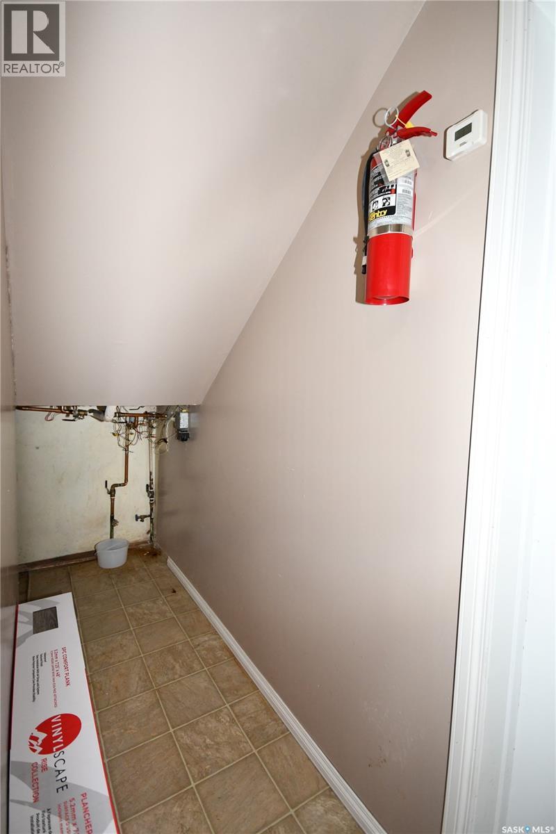 110 7th AVENUE S - 37