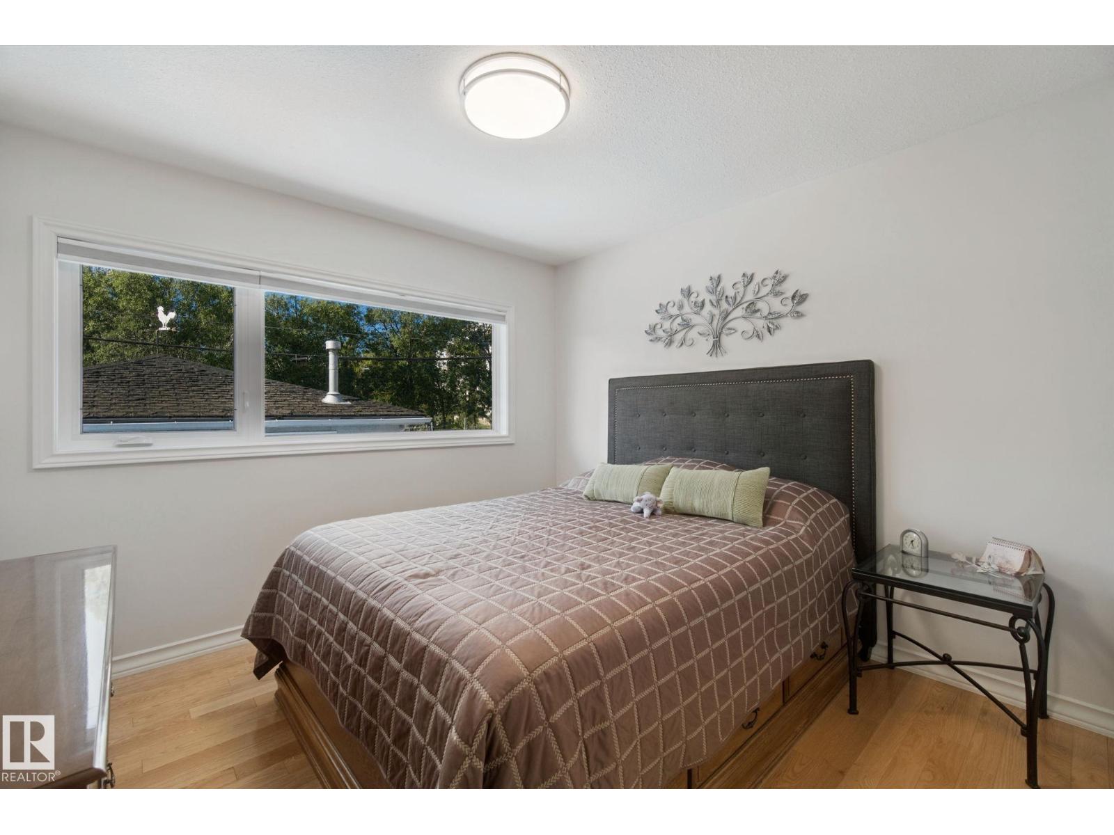 12916 63 ST NW - 15