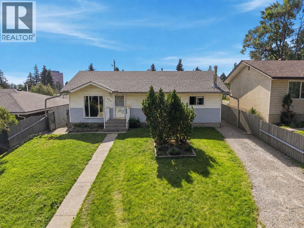 619 101 Avenue SW - 2