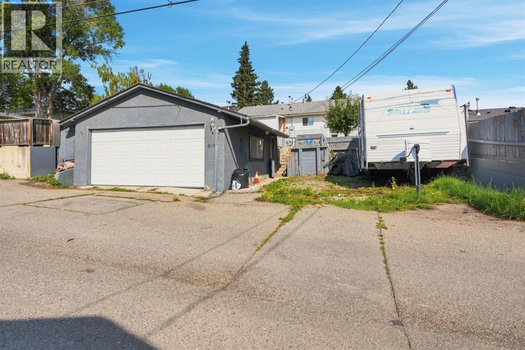 619 101 Avenue SW - 25
