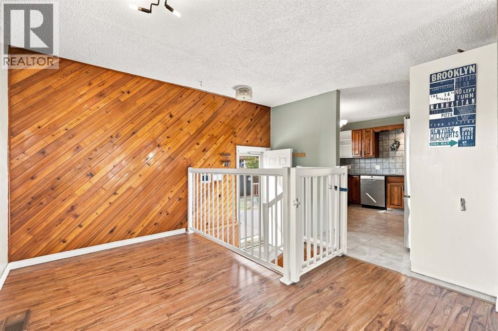 619 101 Avenue SW - 5