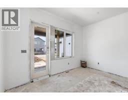 Living room - 390 Sharma Crescent, Saskatoon, SK S7W1K9 Photo 17