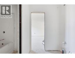 390 Sharma Crescent, Saskatoon, SK S7W1K9 Photo 32