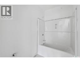 390 Sharma Crescent, Saskatoon, SK S7W1K9 Photo 36