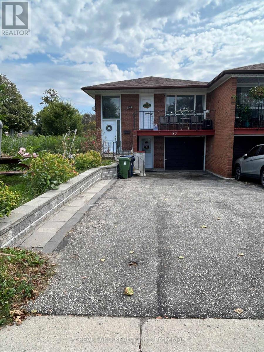 37 PAWNEE AVENUE - 2
