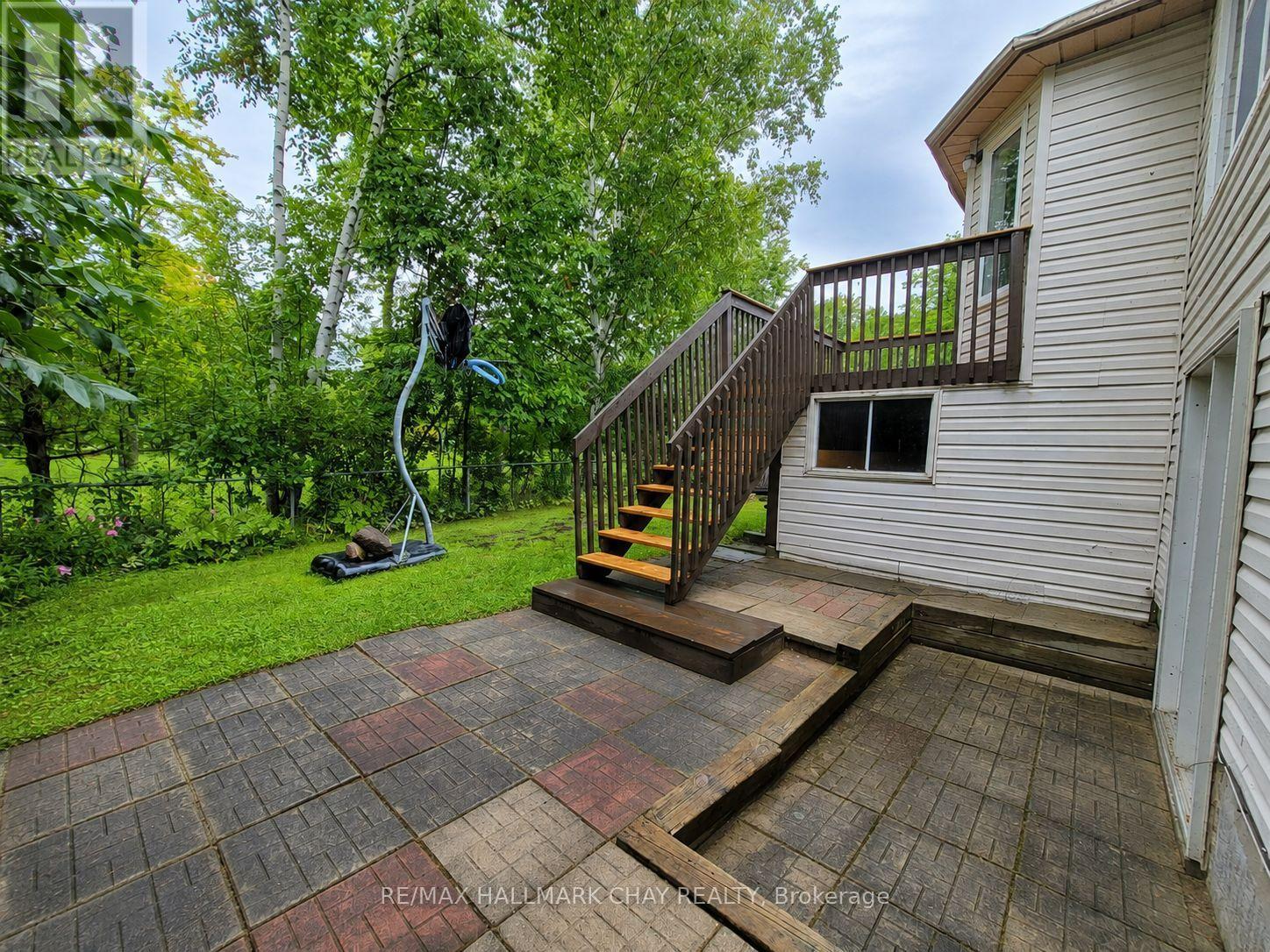 5 HARBOUR CRESCENT - Image 4