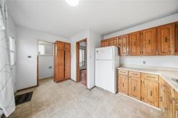 92 Red Oak Drive, Winnipeg, MB R2G2Z9 Photo 10