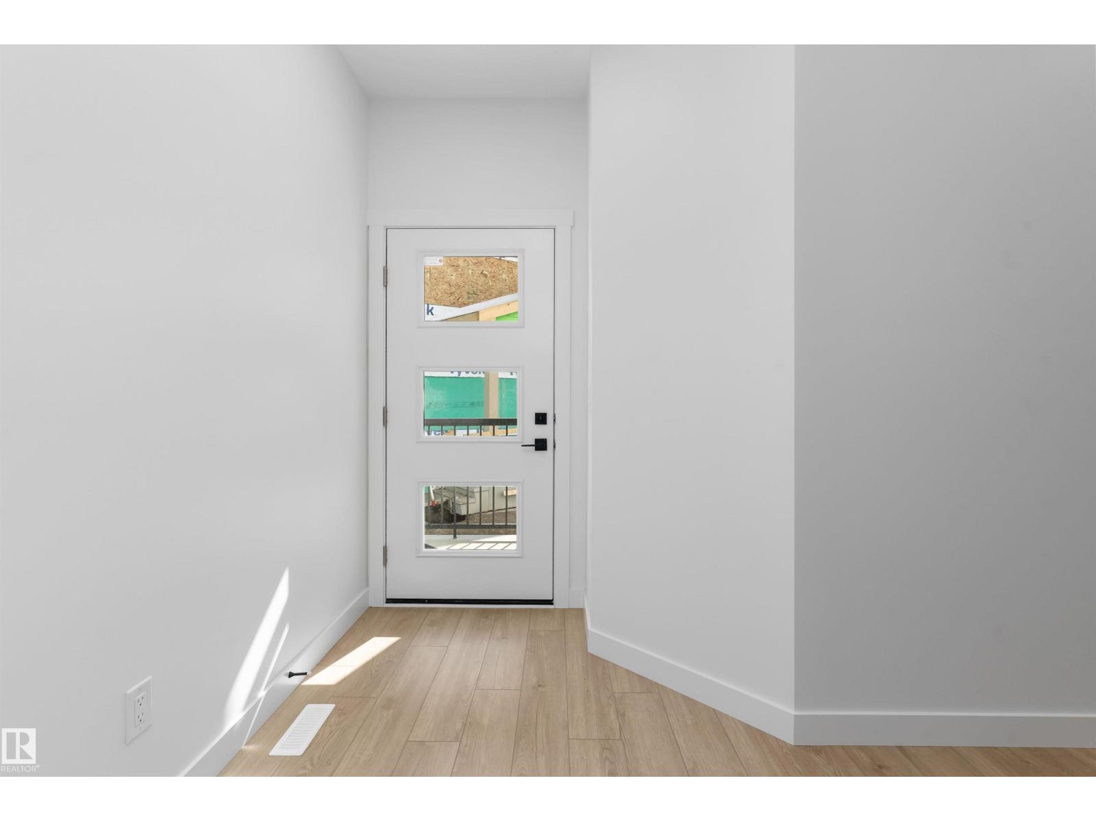 2704 188 ST NW - 3