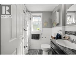 745 Lazo Rd, Comox, BC V9M3V6 Photo 22