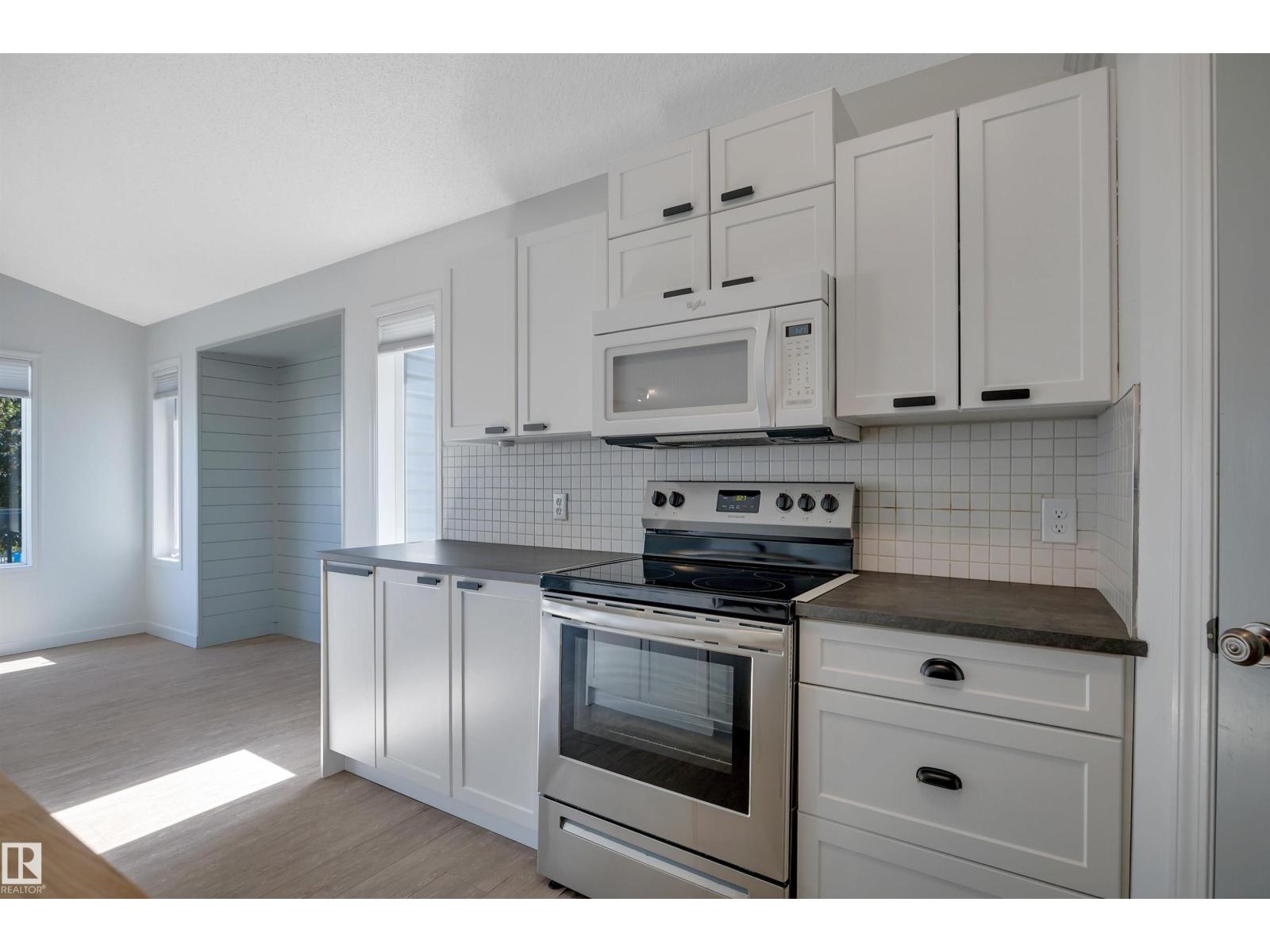 32 MEADOWVIEW DR - Image 10