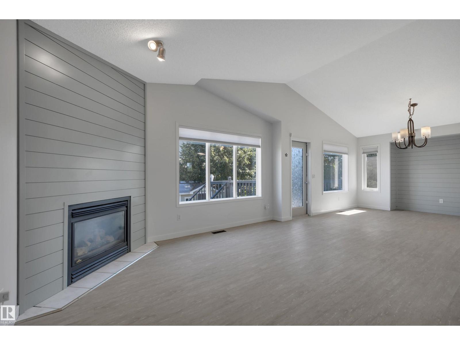 32 MEADOWVIEW DR - Image 23