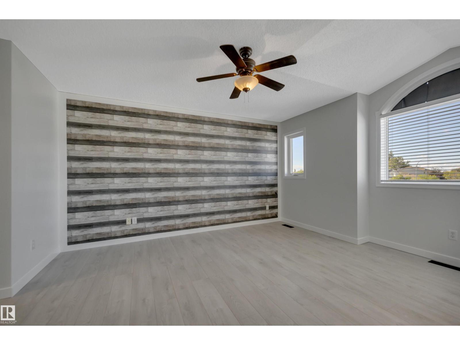 32 MEADOWVIEW DR - Image 30