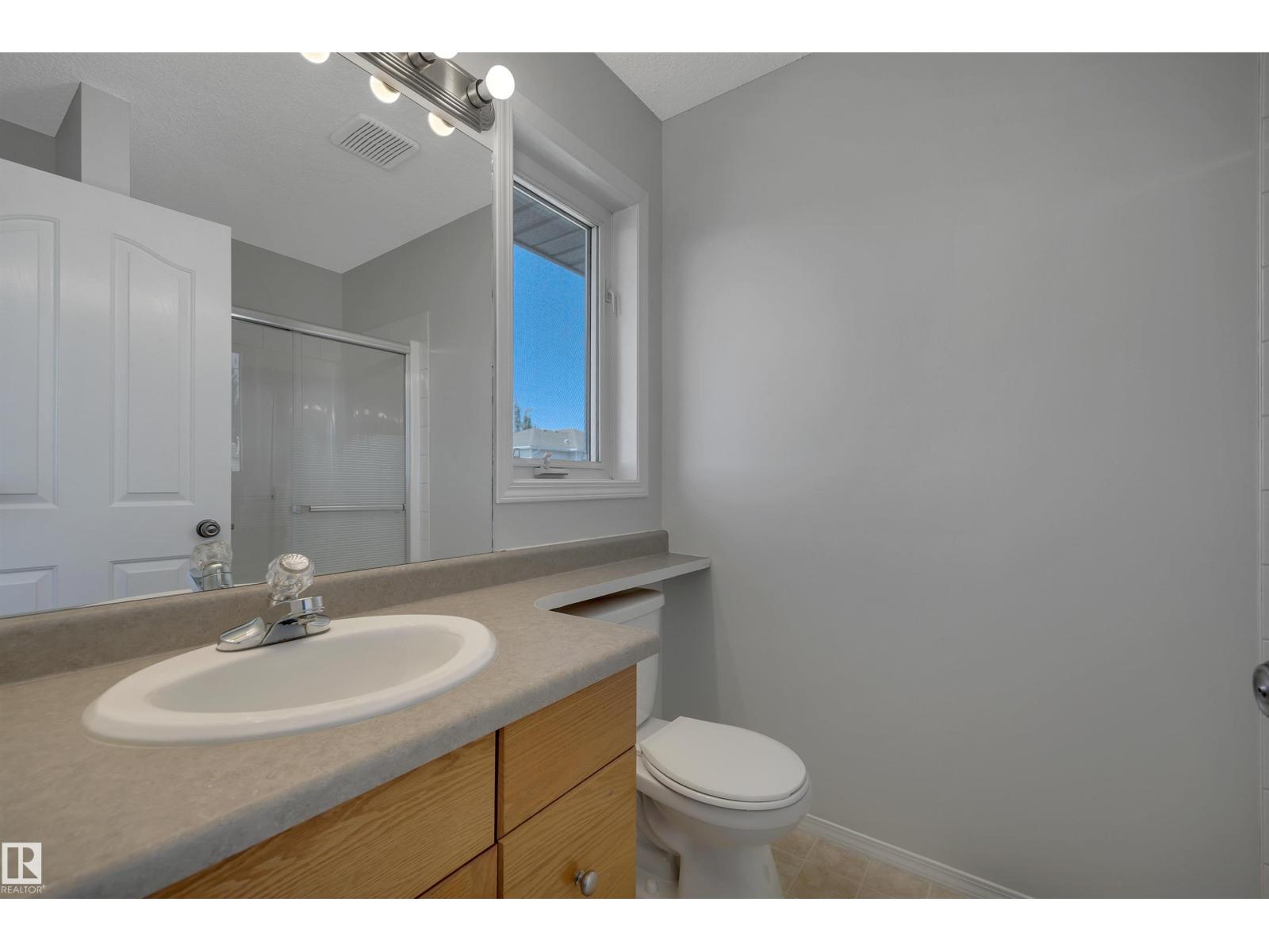 32 MEADOWVIEW DR - Image 33