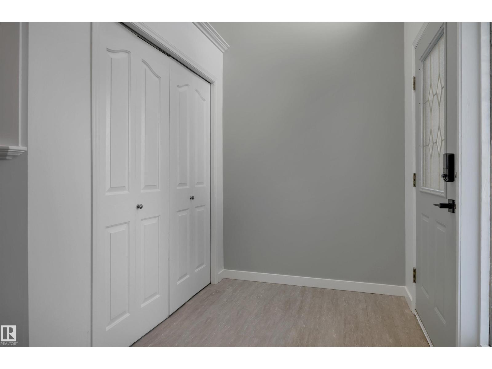32 MEADOWVIEW DR - Image 4