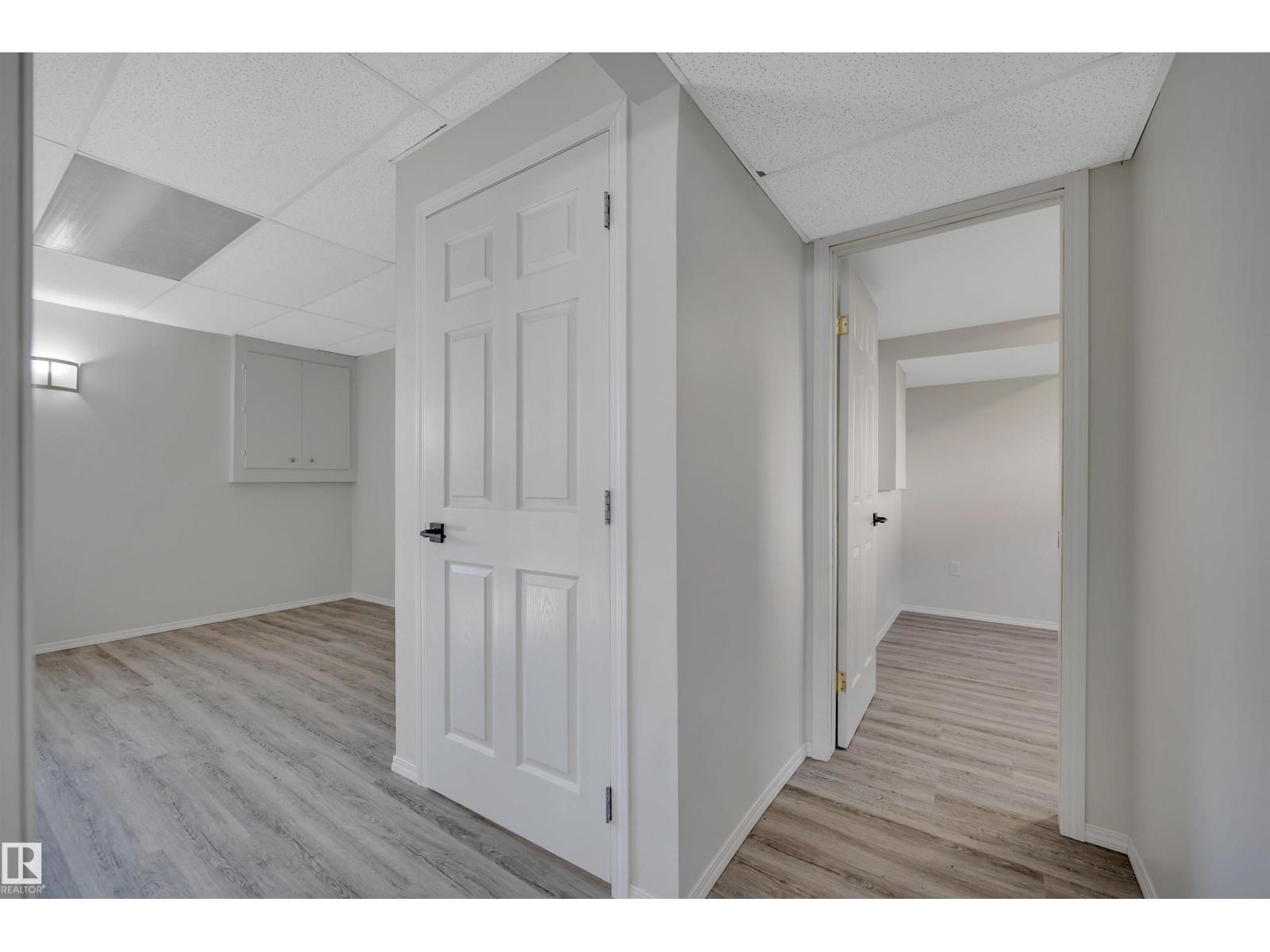 32 MEADOWVIEW DR - Image 41