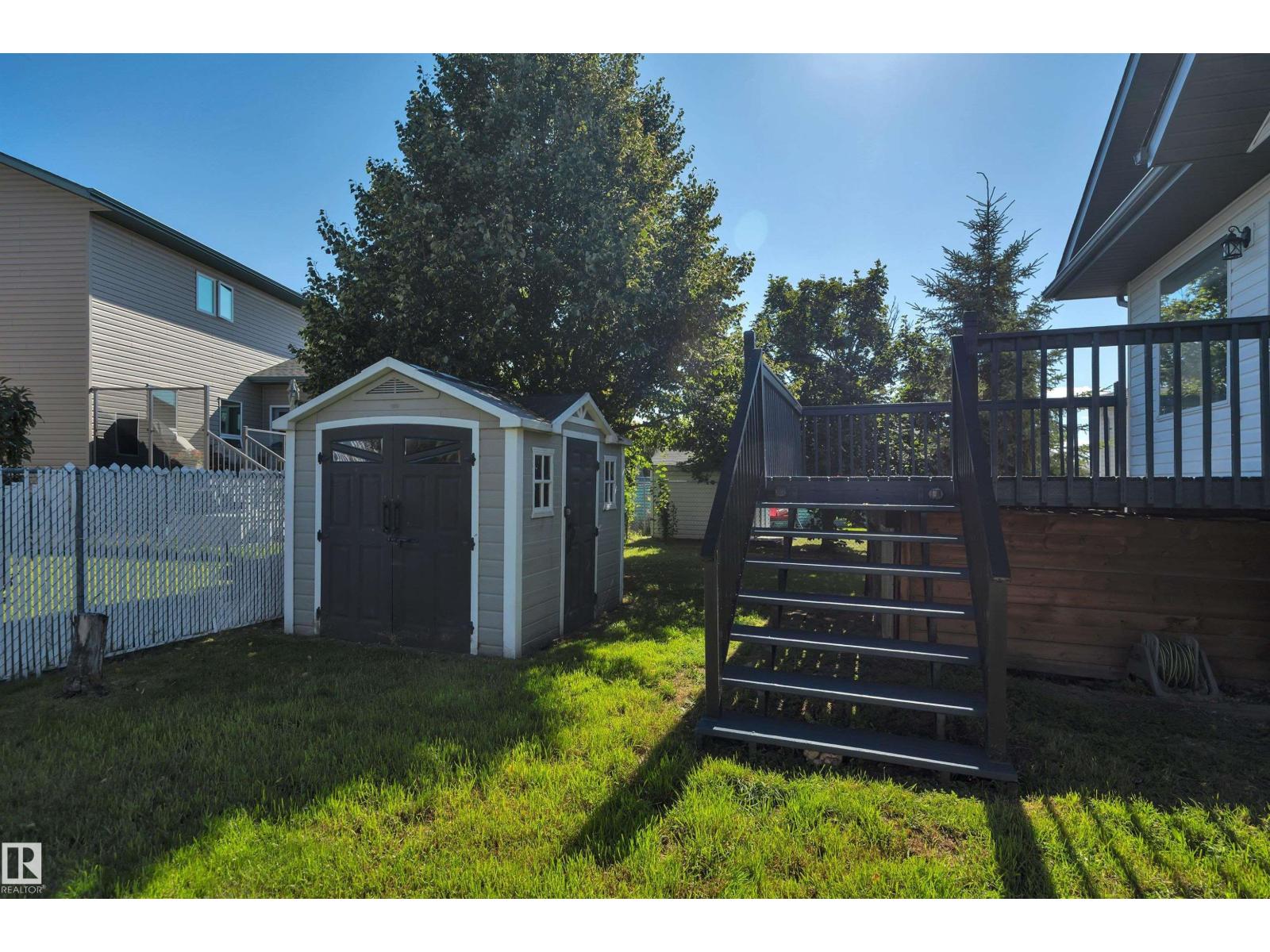 32 MEADOWVIEW DR - Image 50