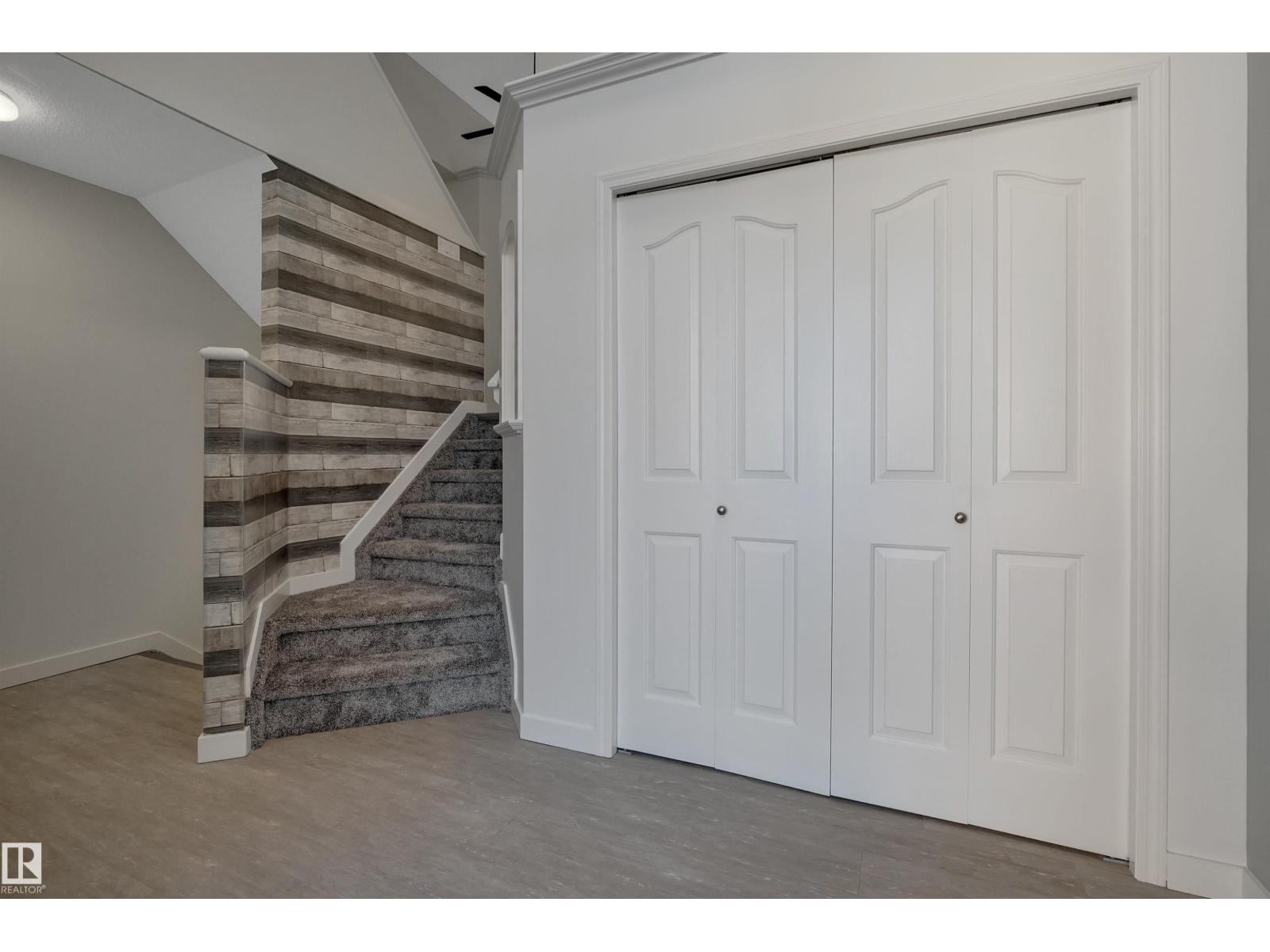 32 MEADOWVIEW DR - Image 6