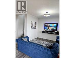 132 Howse Crescent NE - photo 9