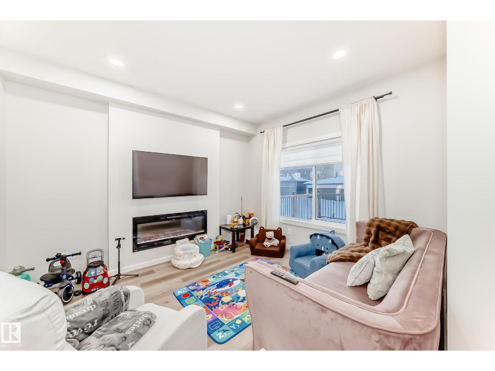 332 29 ST SW - 21