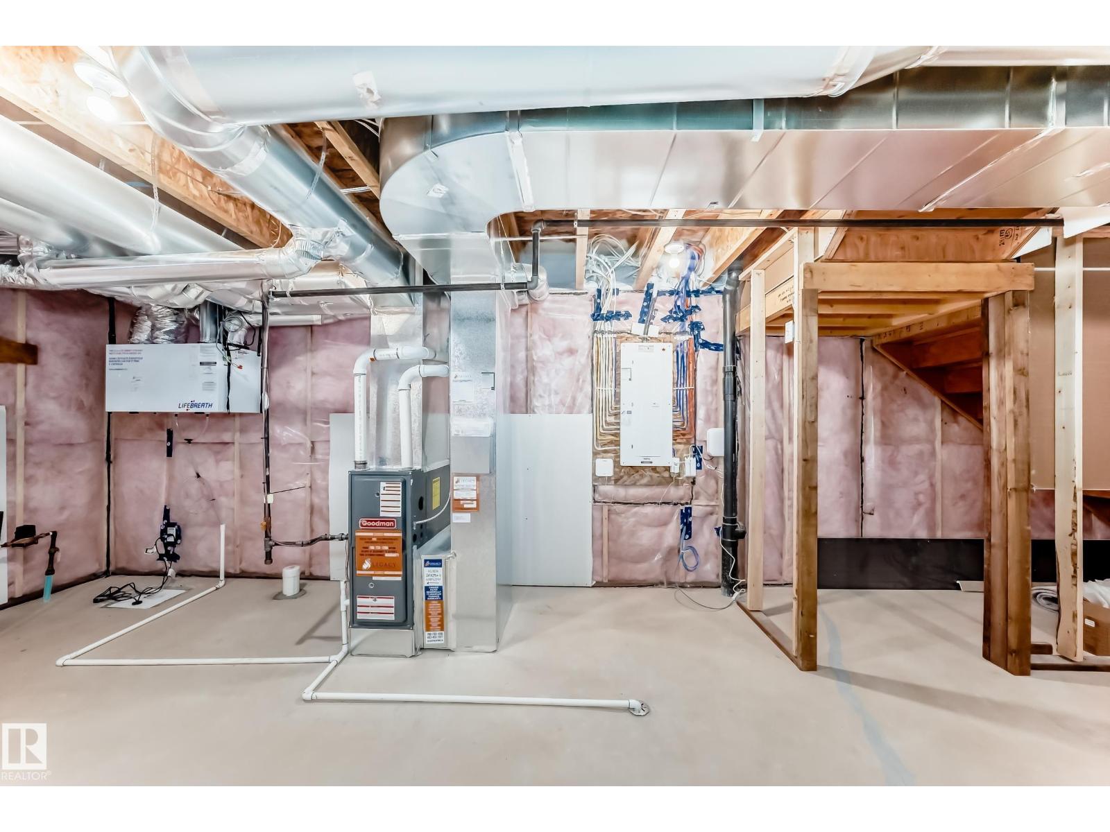 332 29 ST SW - 61