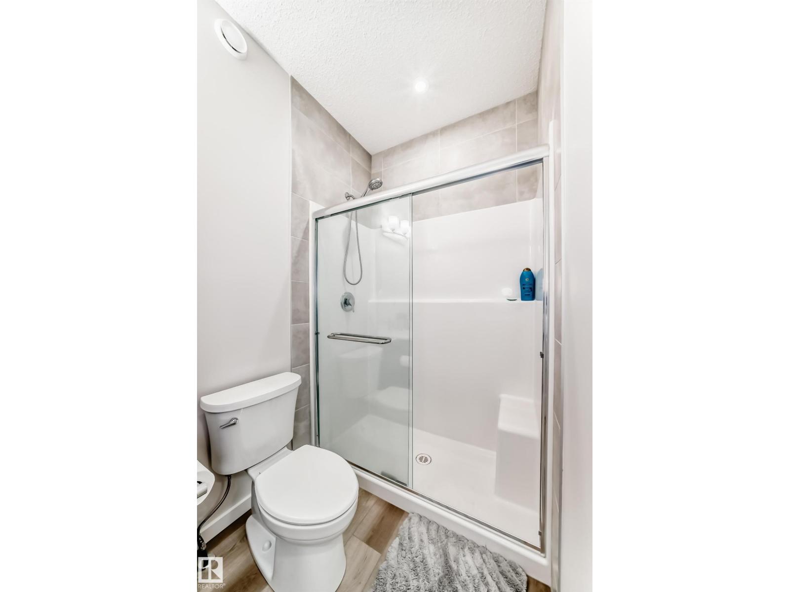 332 29 ST SW - Image 32
