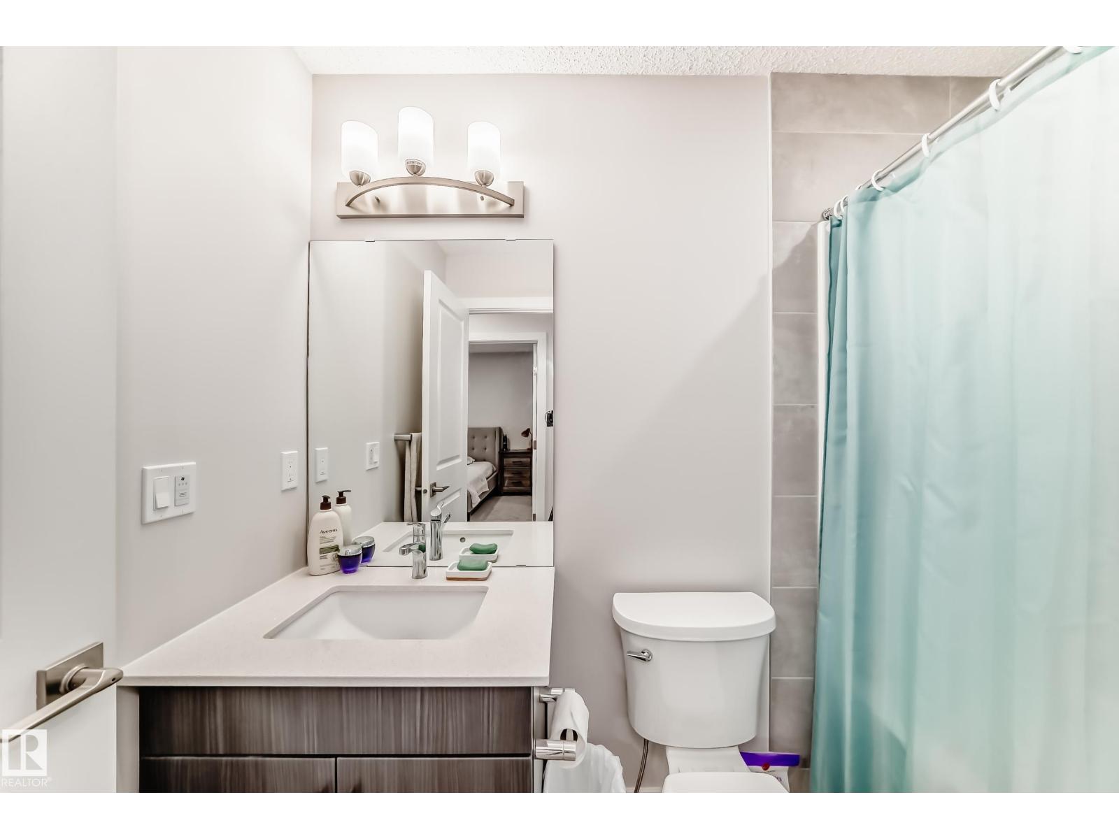 332 29 ST SW - 53