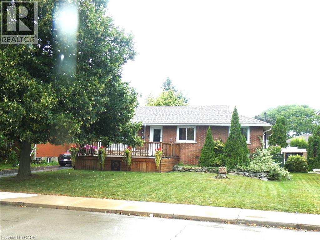 Photo of 15 COLLIER Crescent