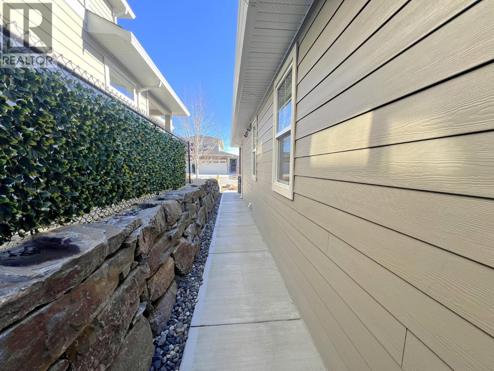  3369 Hawks Crescent, Westbank