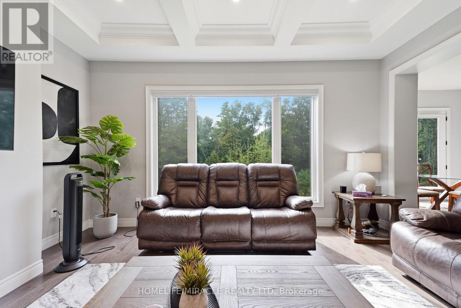 147 AMBROUS CRESCENT W - Image 11