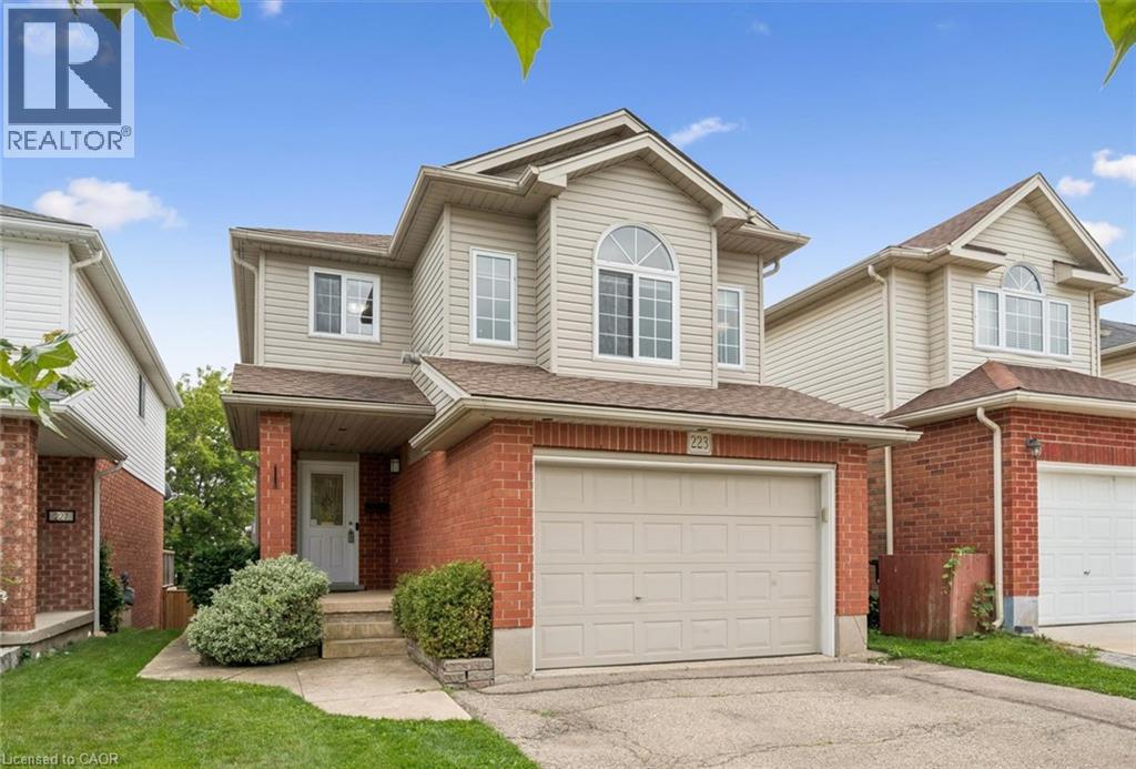 223 HOLLYRIDGE Crescent — photo 3