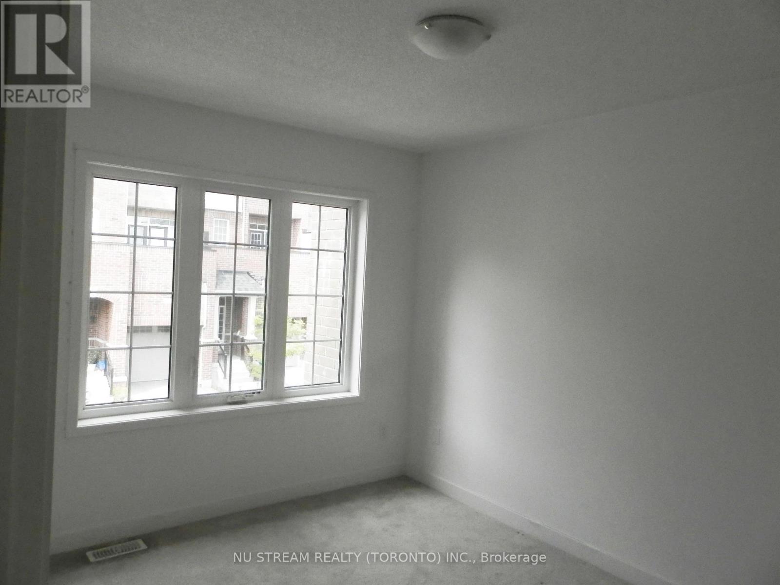 208 HARDING PARK STREET - 11
