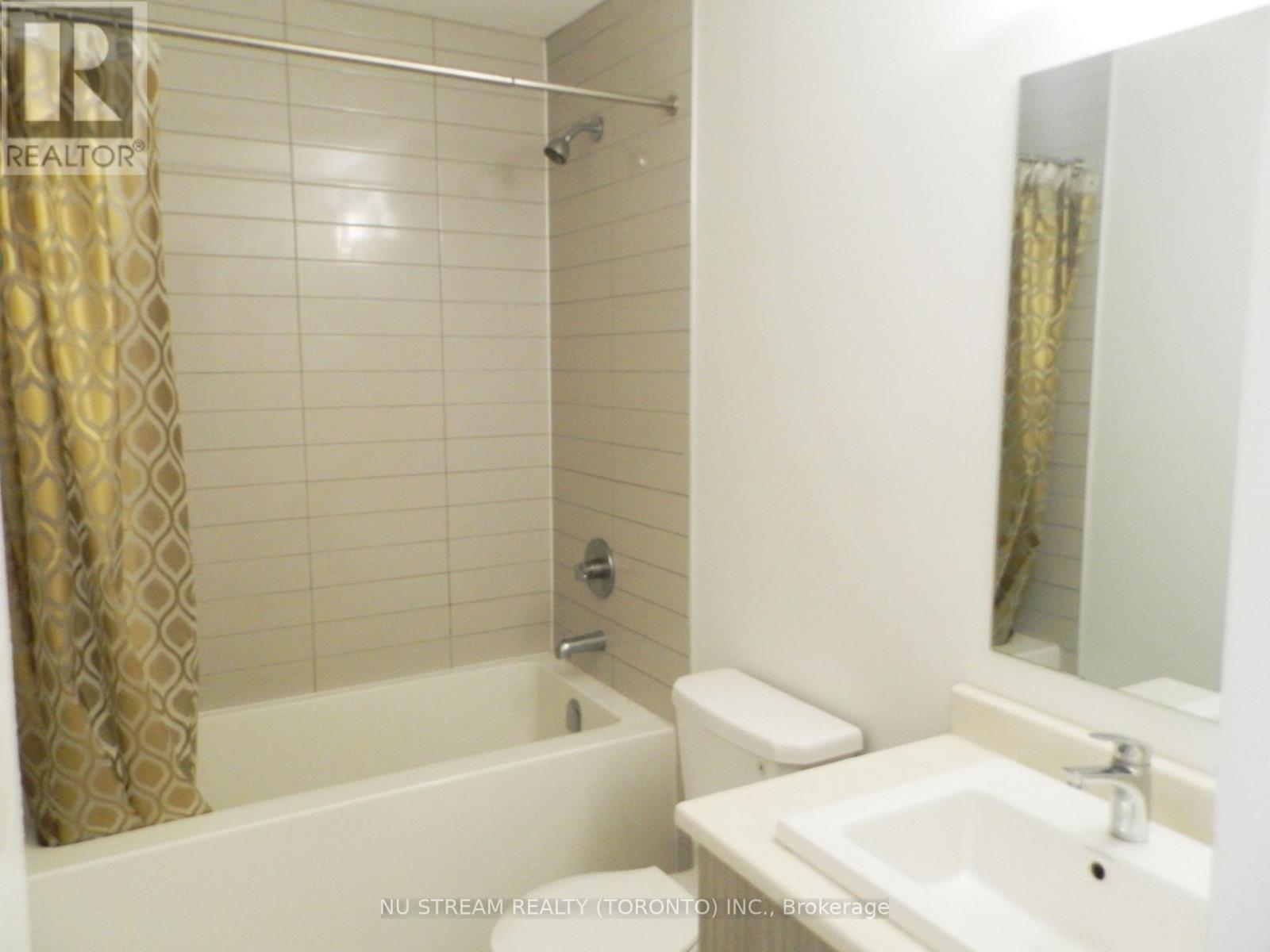 208 HARDING PARK STREET - Image 12