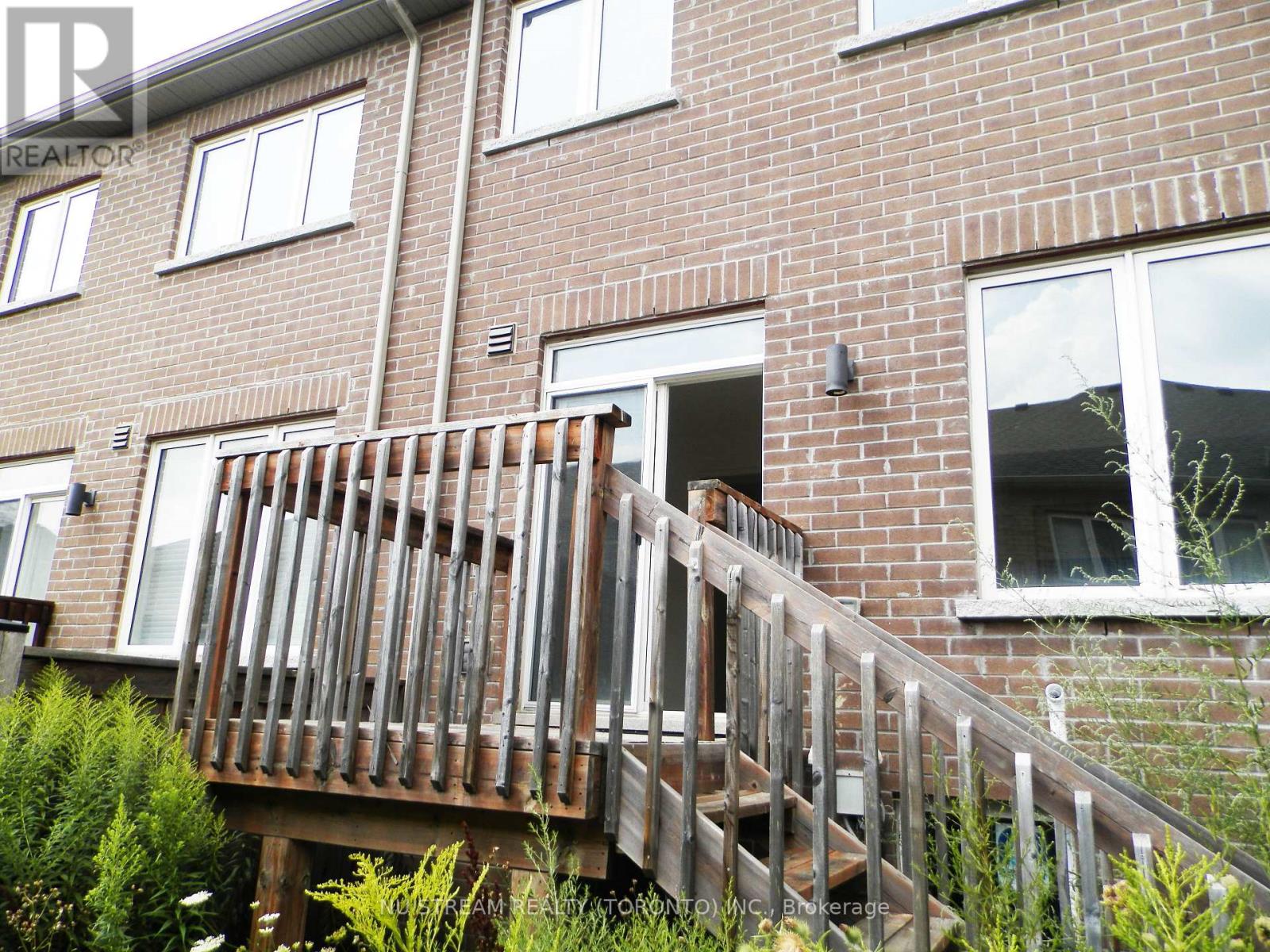 208 HARDING PARK STREET - 8