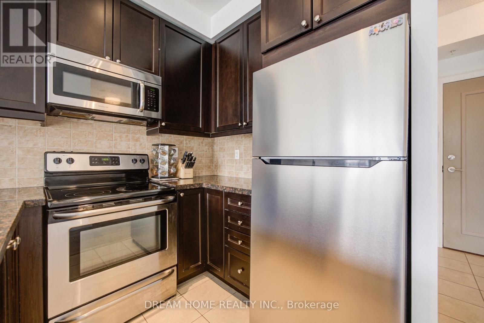 #322 2396 MAJOR MACKENZIE DRIVE - 13