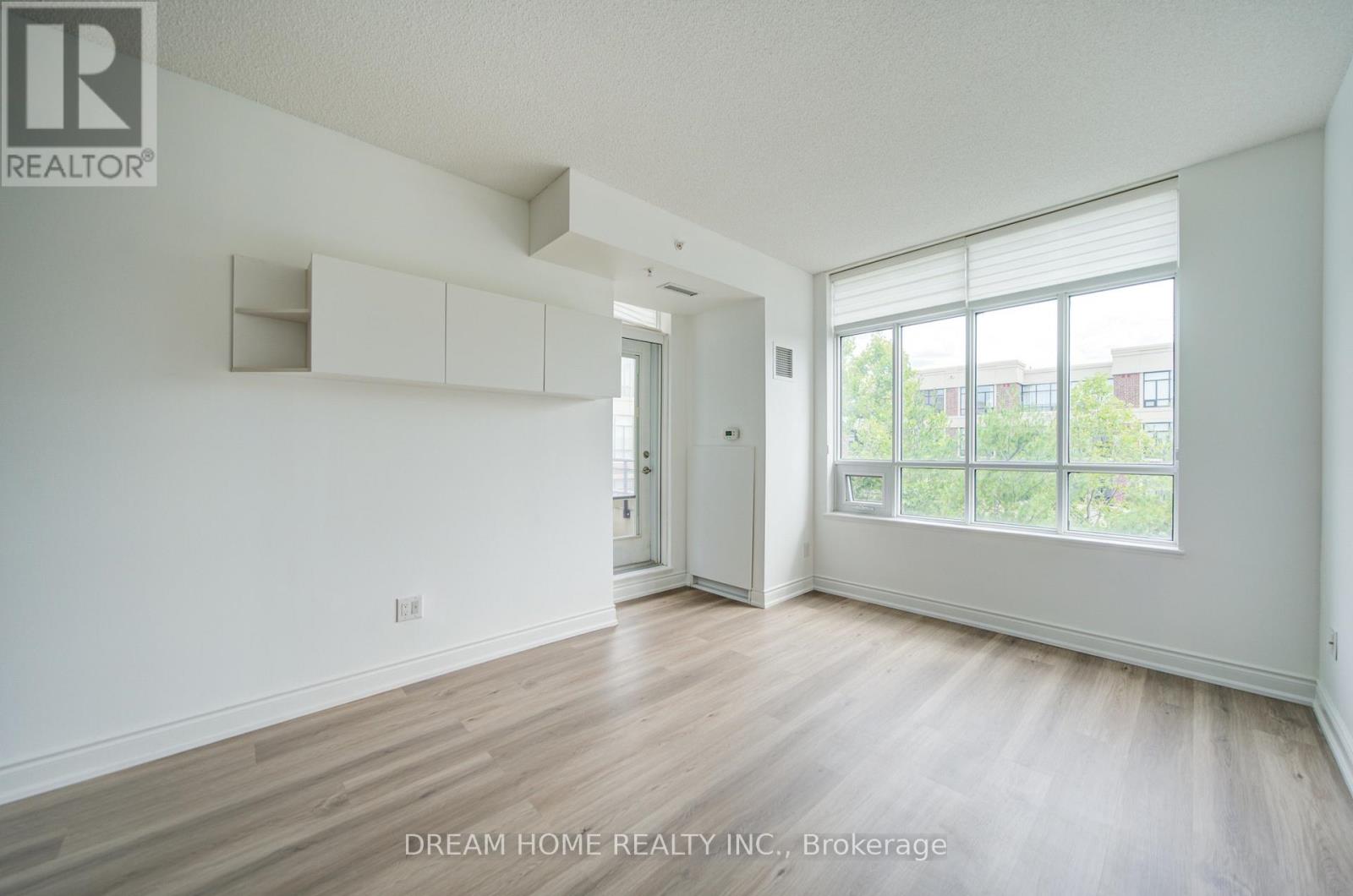 #322 2396 MAJOR MACKENZIE DRIVE - 19