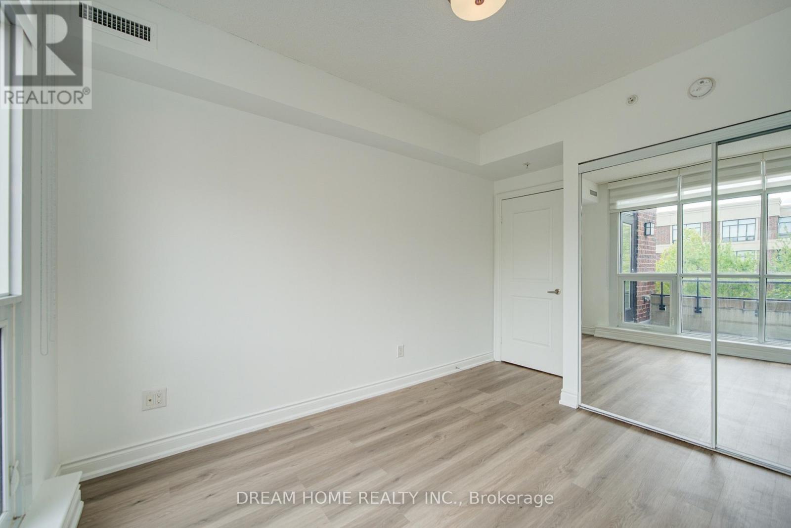 #322 2396 MAJOR MACKENZIE DRIVE - Image 46